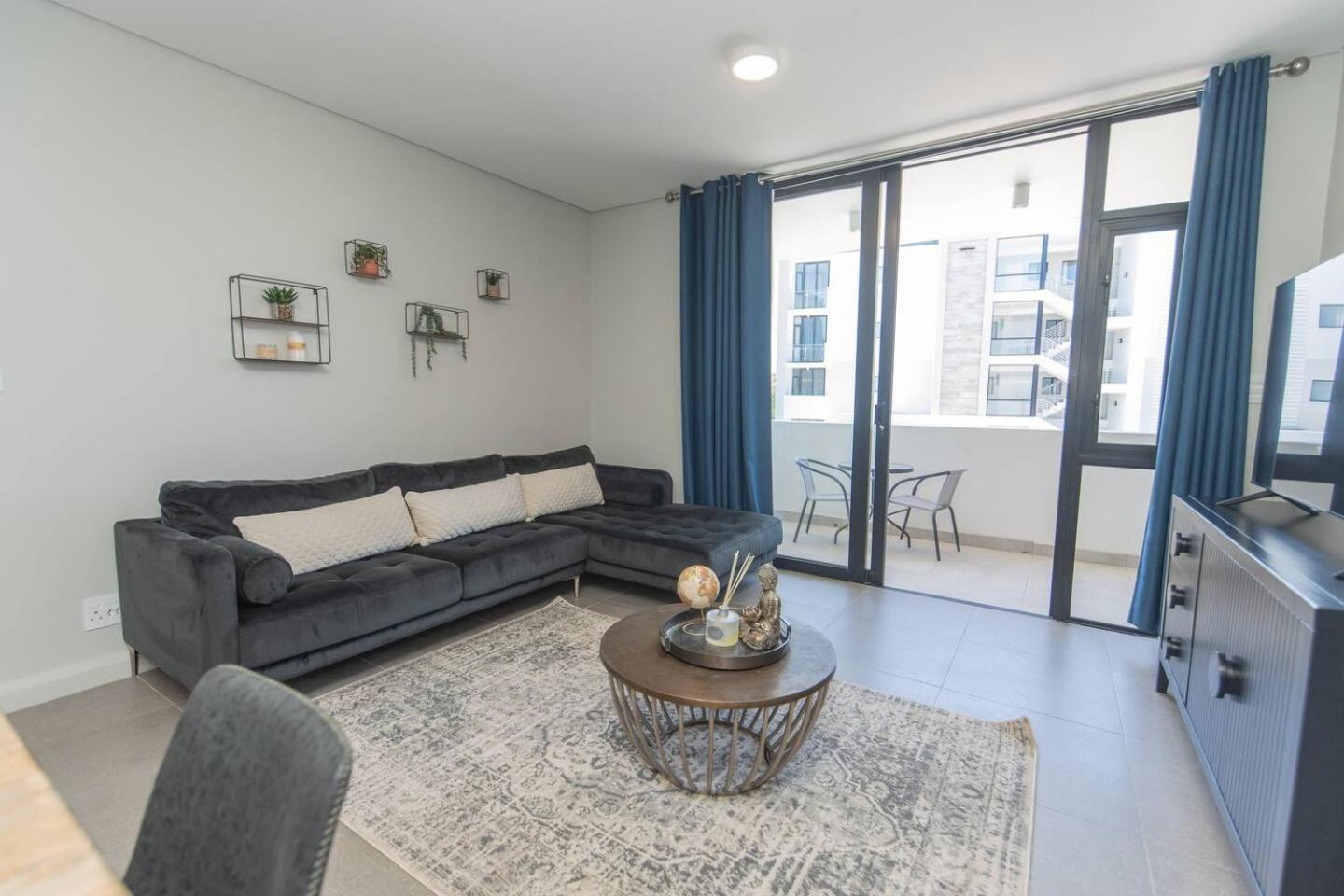 Infinite Tide Bellamare Apartment Port Elizabeth