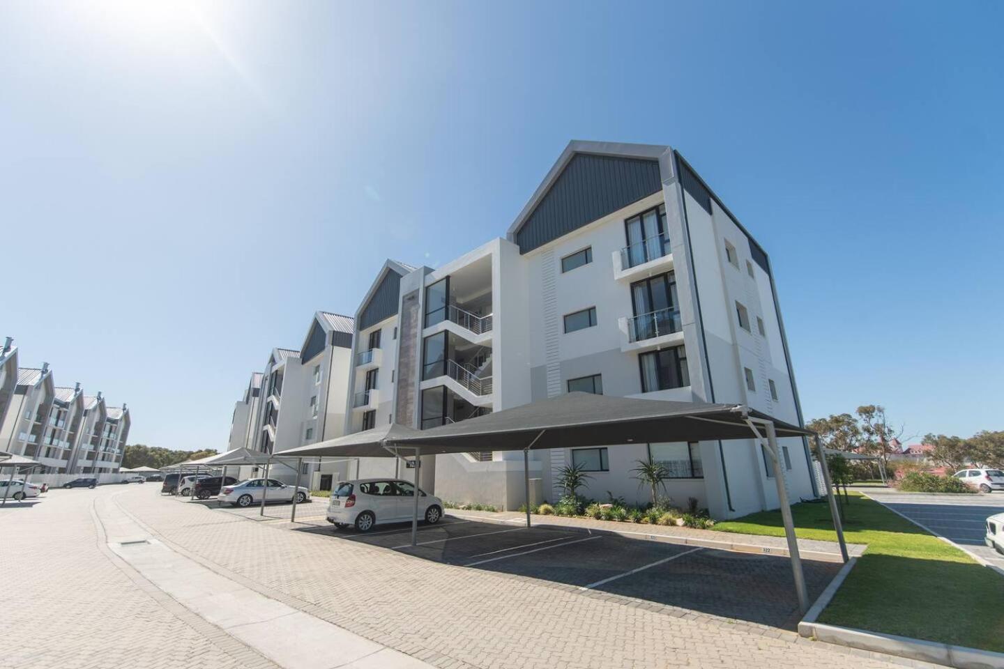 Apartment Infinite Tide Bellamare Port Elizabeth